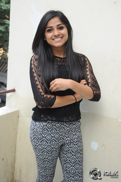Rehana-at-Chakkiligintha-Movie-Press-Meet